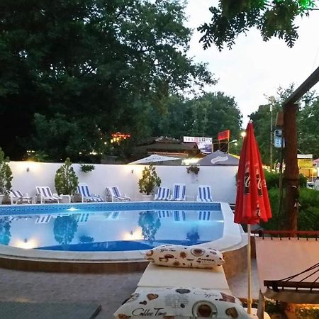 Hotel Lotos Kiten  Exterior photo