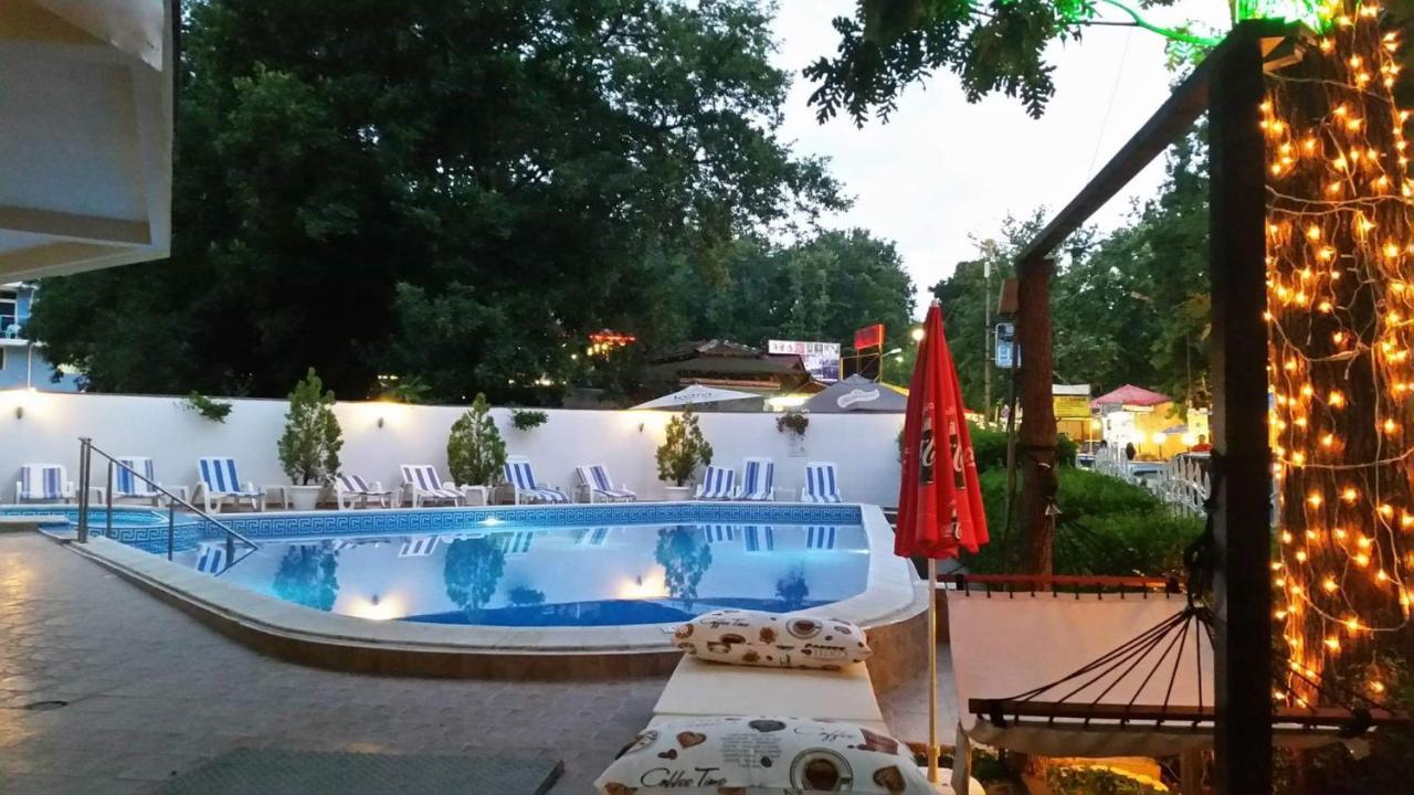 Hotel Lotos Kiten  Exterior photo