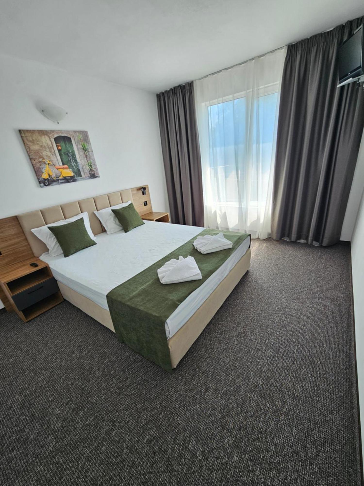 Hotel Lotos Kiten  Room photo
