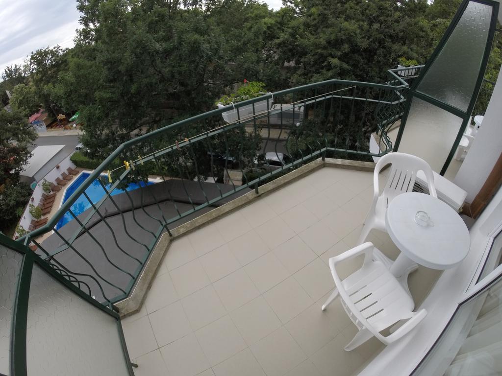 Hotel Lotos Kiten  Exterior photo