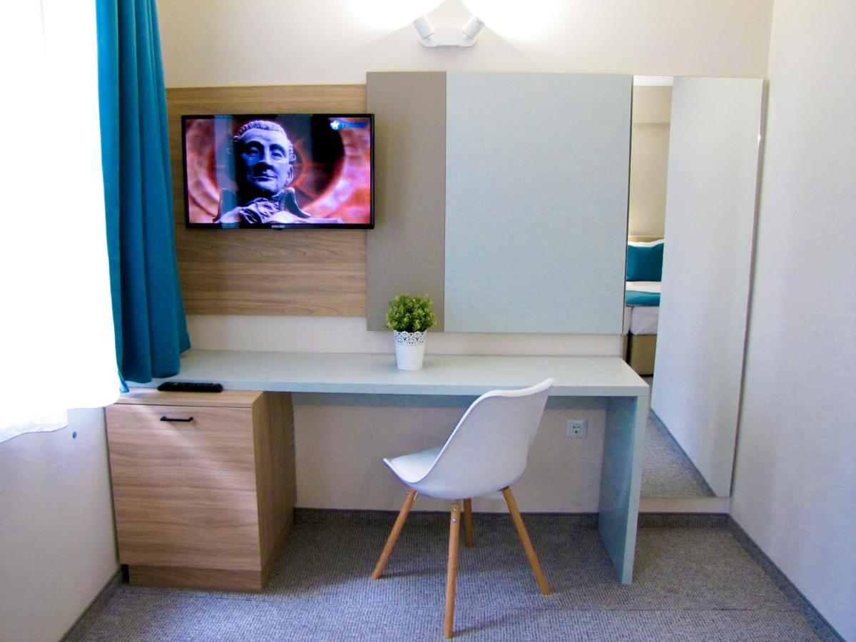 Hotel Lotos Kiten  Room photo