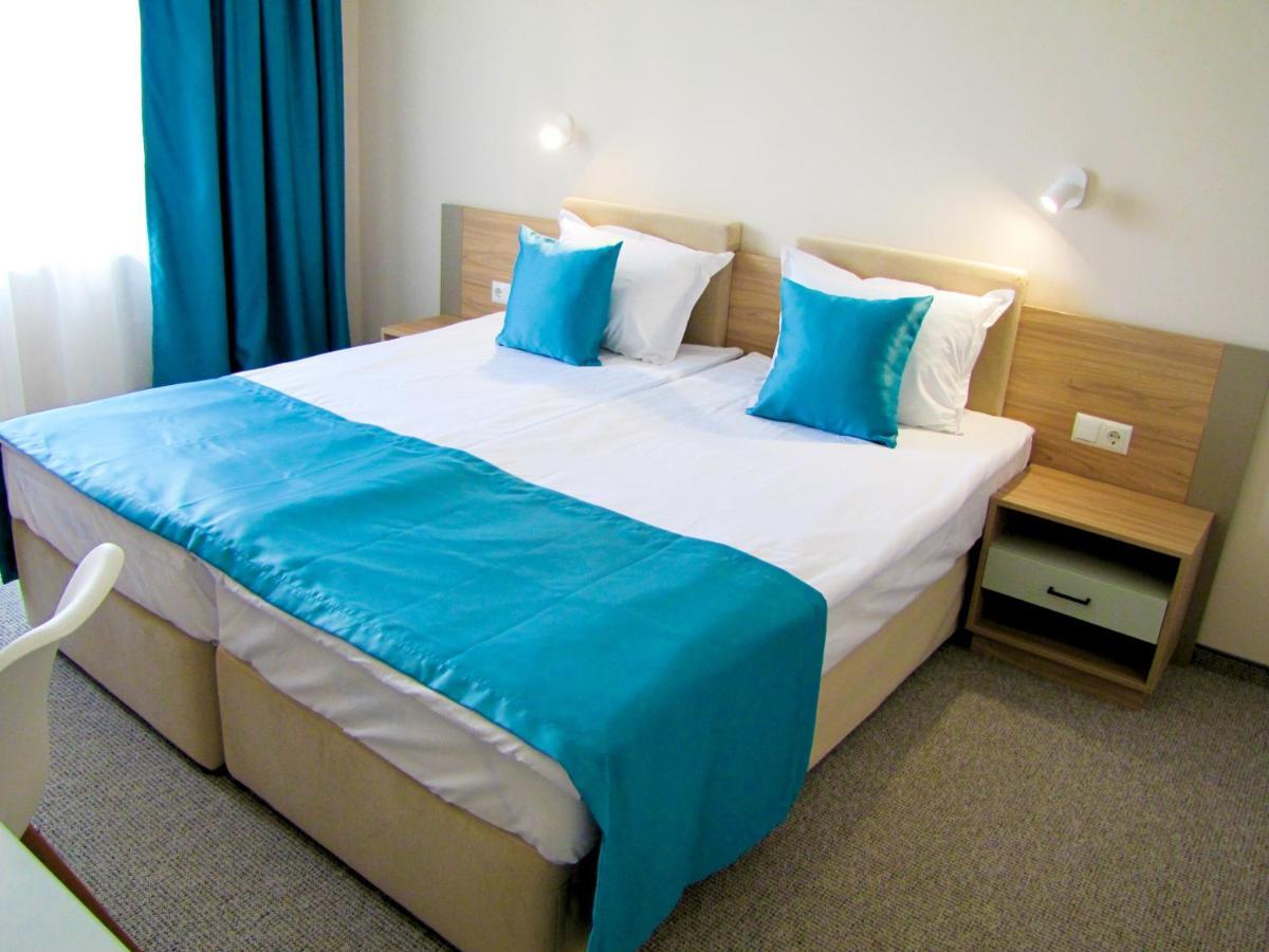 Hotel Lotos Kiten  Room photo